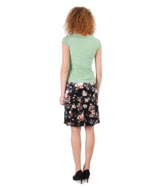 Casual outfit with velvet flaring skirt and elastic jersey blouse