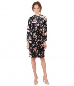 Elegant velvet dress with floral print