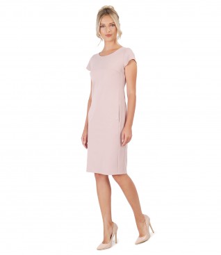 Elegant dress with side pockets