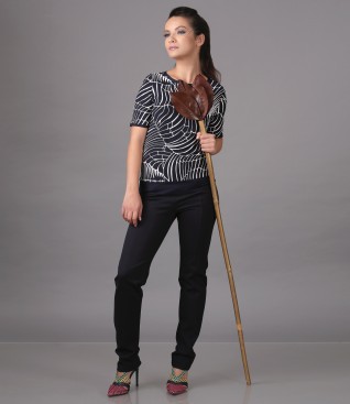 Printed jersey blouse with ankle pants