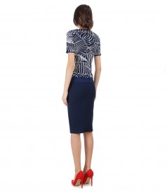 Tapered skirt and jersey blouse with print