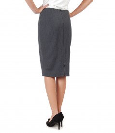 Midi skirt made of elastic fabric