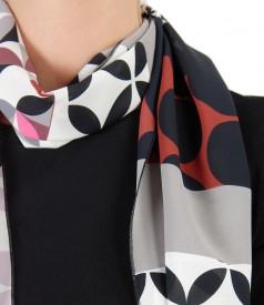 Scarf with geometric print