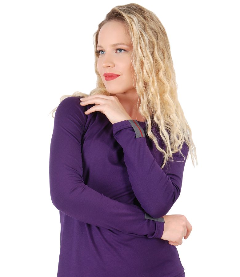 Elegant elastic jersey blouse with long sleeves