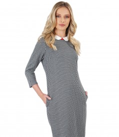 Elastic jersey dress with collar and pockets