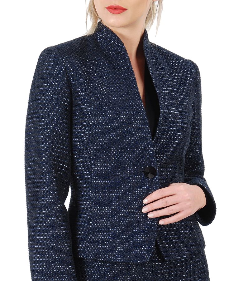 Elegant jacket made of loops with effect thread