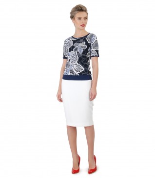 Office skirt made of elastic fabric and printed jersey blouse