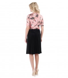 Flaring velvet skirt with printed jersey blouse