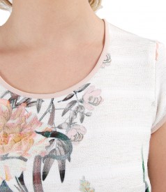 Casual dress with floral motifs