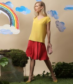 Casual outfit with veil blouse and flaring skirt made of elastic jersey