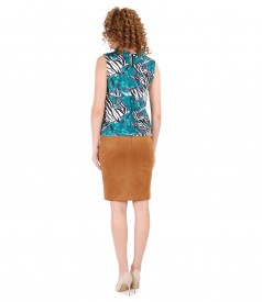 Fabric skirt with velvet look and elastic jersey blouse with print