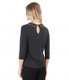 Elastic jersey blouse printed with lace corner