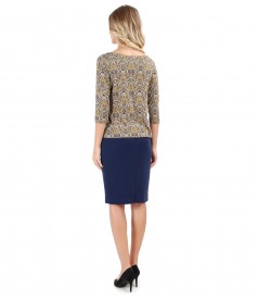 Elegant outfit with midi skirt and printed elastic jersey blouse