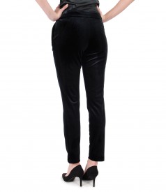 Elastic velvet trousers with pockets