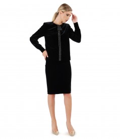 Elegant outfit with jacket and black elastic velvet skirt