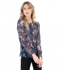 Veil blouse with folds on decolletage