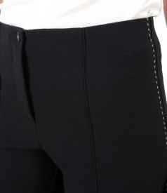 Ankle pants made of elastic fabric with side seam