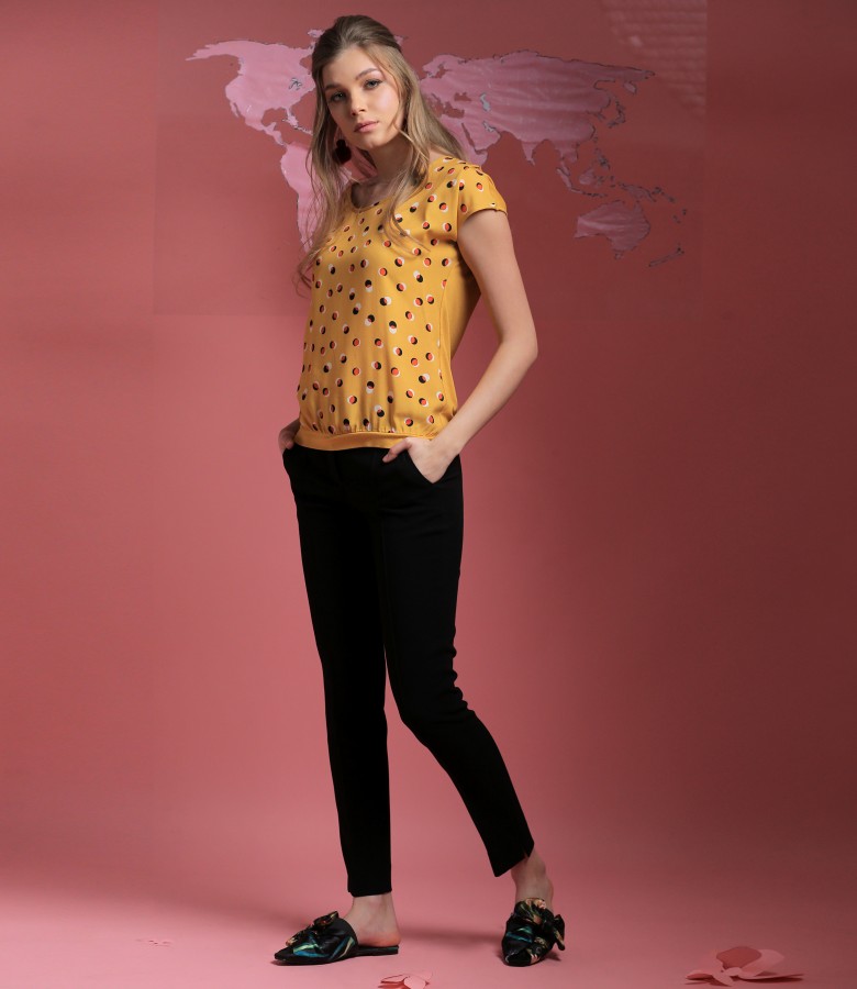 Printed viscose blouse with ankle pants