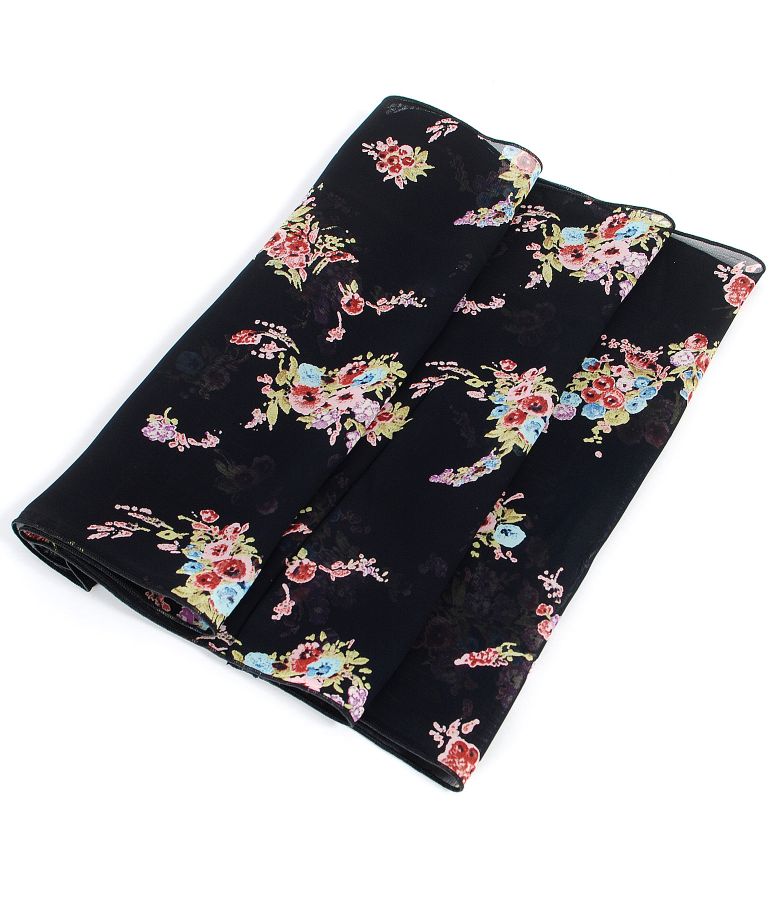 Viscose scarf with floral print