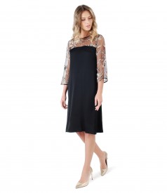 Viscose and lace dress with floral motifs