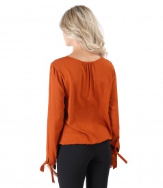 Elegant viscose blouse