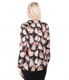 Elegant blouse with floral print