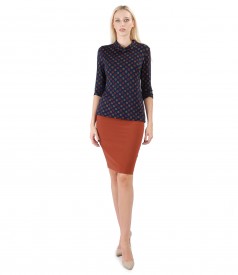 Elegant outfit with elastic jersey shirt printed and office skirt