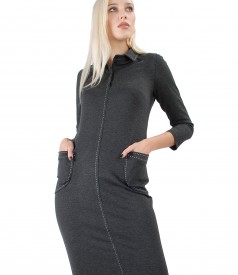 Elastic jersey dress with pockets