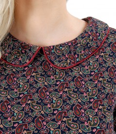 Elegant elastic jersey blouse with floral print