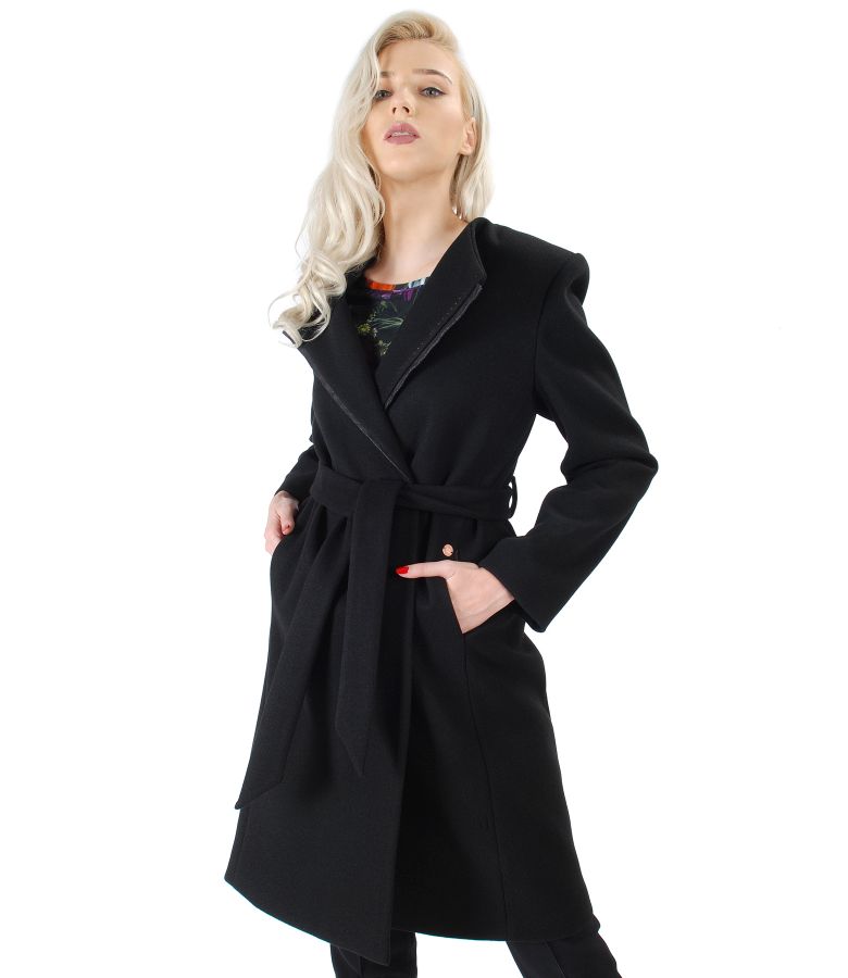 Coat made of thick elastic fabric with cord