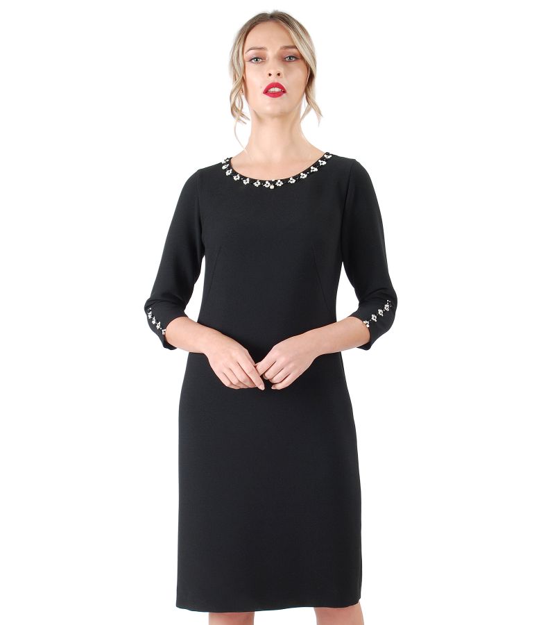 Elastic fabric dress with 3/4 sleeves