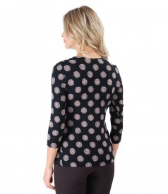 Shirt made of elastic jersey printed with circles