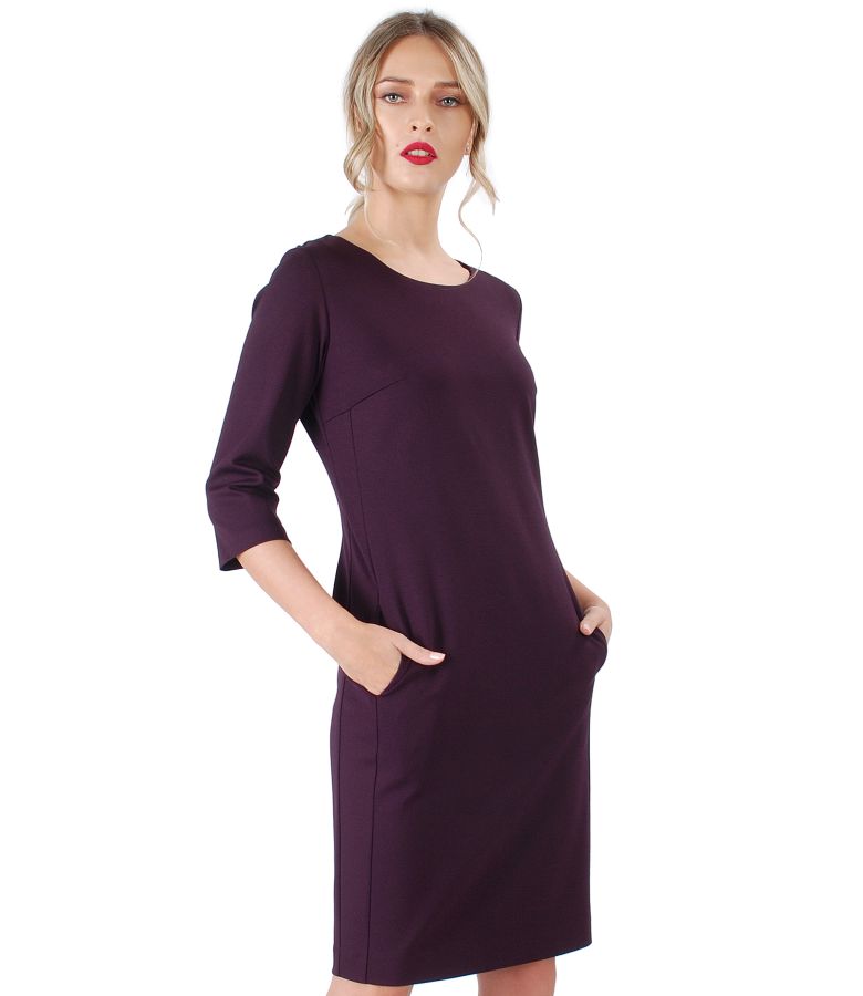 Midi dress made of thick elastic jersey with side pockets