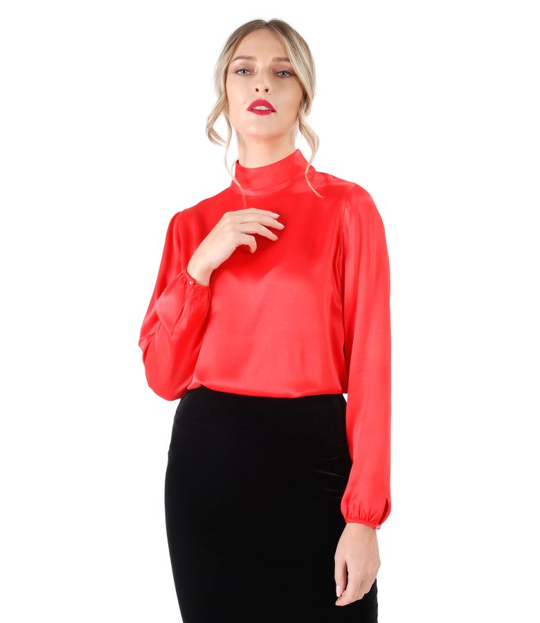 Viscose blouse with long sleeves