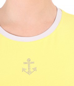 Elastic jersey blouse with ornament on the face