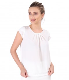 Elegant blouse with front folds