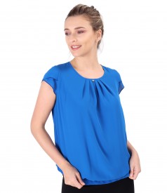 Elegant blouse with front folds