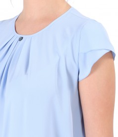 Elegant blouse with front folds