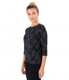 Blouse made of thick elastic jersey printed with paisley motifs