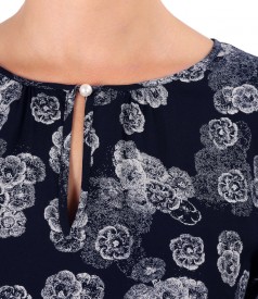 Elegant viscose blouse printed with floral motifs
