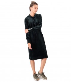 Hooded velvet dress with elastic lining on the cuffs