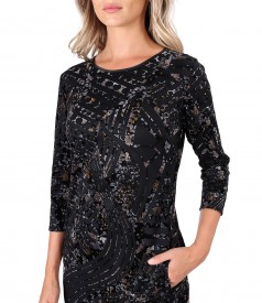 Velvet dress with floral motifs