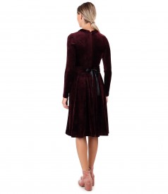 Velvet dress with round collar