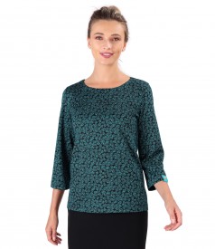 Blouse made of thick elastic jersey printed with leaves