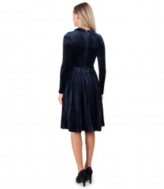 Velvet dress with round collar