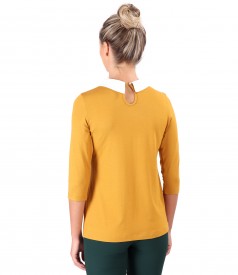 Elastic jersey blouse with pointed collar