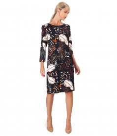 Casual dress made of viscose printed with floral motifs