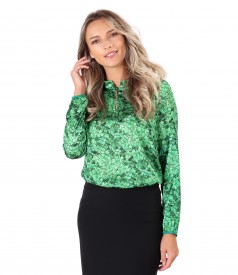 Satin blouse printed with floral motifs