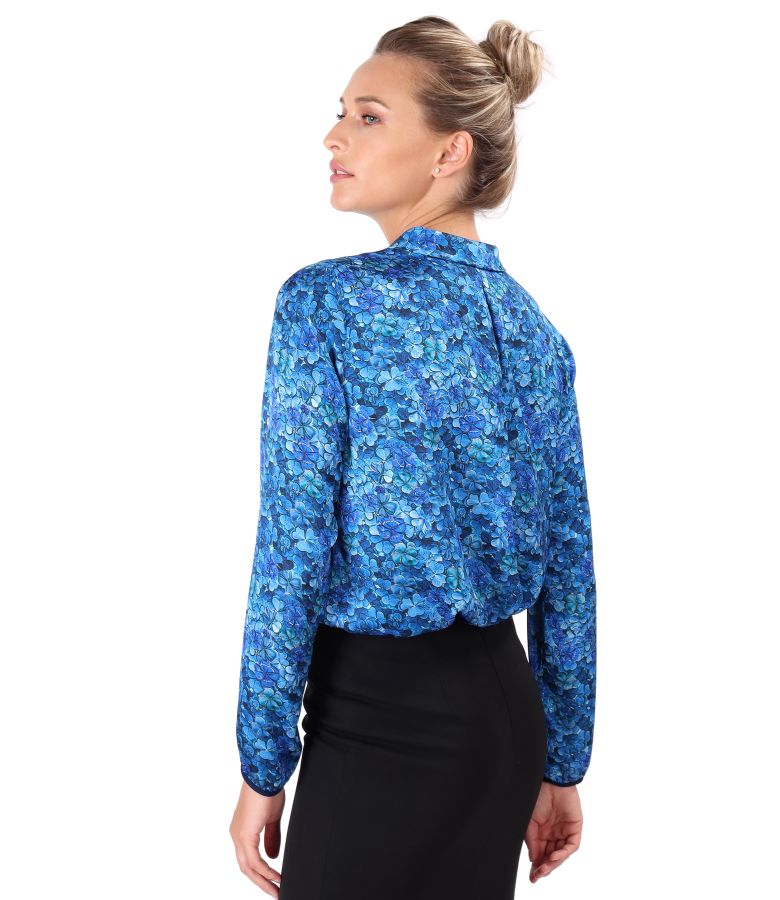 Satin blouse printed with floral motifs
