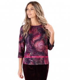 Blouse made of printed elastic jersey